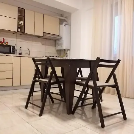 Mamaia Apartmán *
